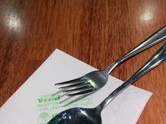 -玛格萝妮比萨屋(陆家浜路店)