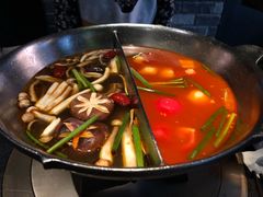 -湊湊火锅·茶憩(新中关购物中心店)