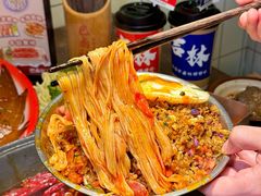 -巴卤社老火锅(财富店)