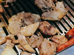 -臻牛烤肉