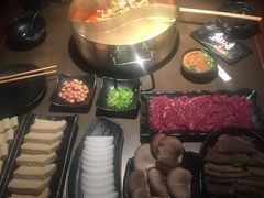 -左庭右院鲜牛肉火锅(新梅广场店)