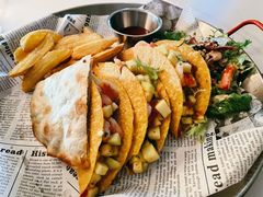 烤虾辣味芒果莎莎塔克-靡瑅miti西式融合餐吧(星海湾水岸风情街店)