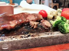 -必胜客(璞丽中心店)