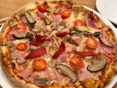 -城市大道红炉披萨烘焙坊