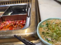 -巴渝瓦肆重庆鲜火锅(宝龙环湖店)