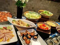 -BLU 全日制餐厅(上海安曼纳卓悦酒店)