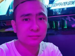 -好乐迪(张扬路八佰伴店)