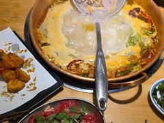 -洱火云南酸菜牛肉火锅(石景山当代商城店)