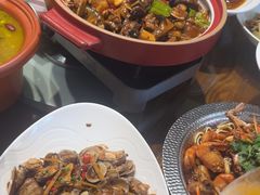 -黄泥岗·地道湖北菜(奥特莱斯店)