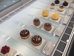 -潮一不贰·西式简餐·法式甜品(外滩店)