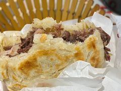 -闫家驴肉老店(华电一校店)