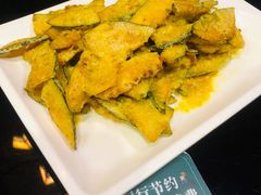 -朋友圈概念餐厅(象山万达广场店)