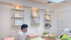 -万阡国际专业祛斑·祛痣·祛疤连锁