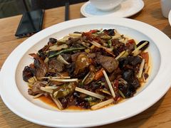 -渝半城经典川粤菜(重庆天地店)