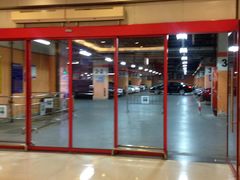 -大宁国际商业广场-地下停车库