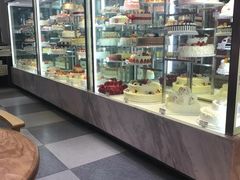 面包甜点陈列柜-恩朵烘焙坊(金街总店)