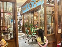-秘密旅行Bonjour(黑金冠 江南西店)