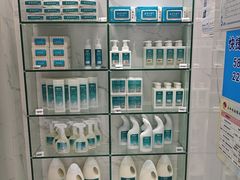 -福奈特洗衣洗鞋(海阳路店)