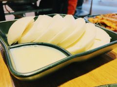 馒头片-赞酱川式烤肉(蜀都万达店)