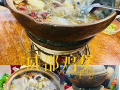 -威邵鸡煲(西华路总店)