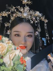 -乔伊婚纱