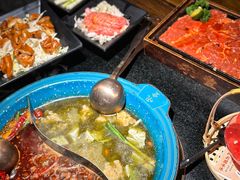 鸳鸯锅有料酥肉豆花-吼堂老火锅(太古里总店)