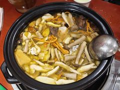 -菌之家·专业纯野生菌火锅·特色炒菌