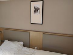 -铂逸梦秦酒店(横店梦幻谷店)