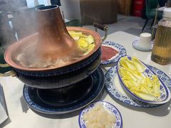 -一只羊·铜锅涮羊肉烧烤