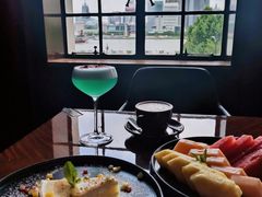 鸡尾酒-YUE·6·西式融合餐厅(外滩六号店)
