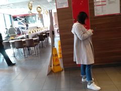-麦当劳(田林好又多店)