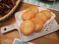 金丝肉饼-临界音乐酒馆·小龙虾·江湖菜(华熙LIVE·鱼洞店)