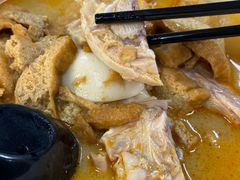 -亚王咖喱鸡米粉面
