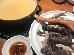 -黑鸡小馆(金源店)