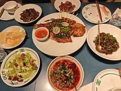 -一坐一忘云南菜(嘉里中心店)