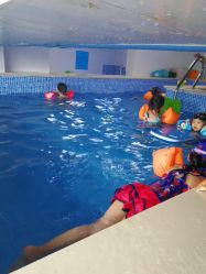 -子木乐园婴儿游泳馆(水晶港店)