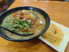 -志权牛肉面(灵山路店)