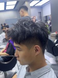 -米可造型烫发染发