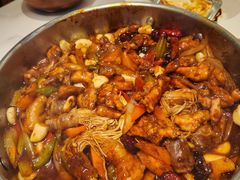 -黄记煌三汁焖锅(新佳丽江汉路店)