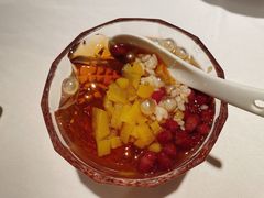 红糖水果冰粉-渝信川菜·川味家常菜(新辰里亚运村店)