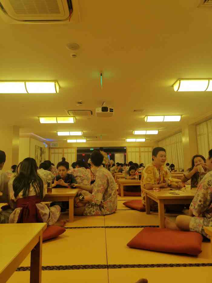 大江户温泉物语(大场店)-"家门口开了一个洗浴中心!带着妈妈来洗洗,.