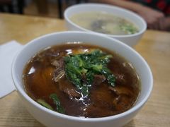 台湾牛肉面-鴻瑞興面馆(保利时光里店)