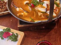 -老滇山寨•云南特色菜•地方菜•民族风情歌舞表演(金碧店)