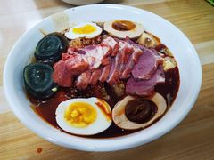 -何老二卤汁凉粉