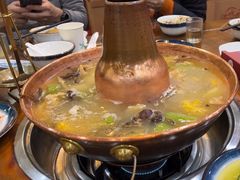 -岳记兴隆·青城腊排铜火锅(融创店)