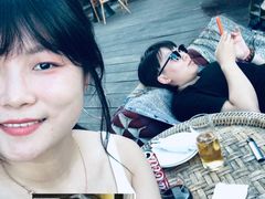 -乌托邦酒吧和餐厅