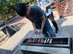 -尚庄度假村·庭台树下·户外烧烤·团建CS·轰趴营地(上庄水库店)