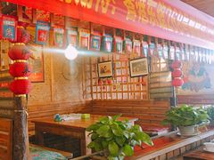 大堂-闯关东东北农家菜(崂山石老人店)