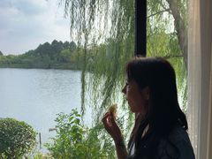 -上海怡沁园度假酒店