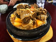 石锅手打牛肉丸-潮堂(环球金融中心店)